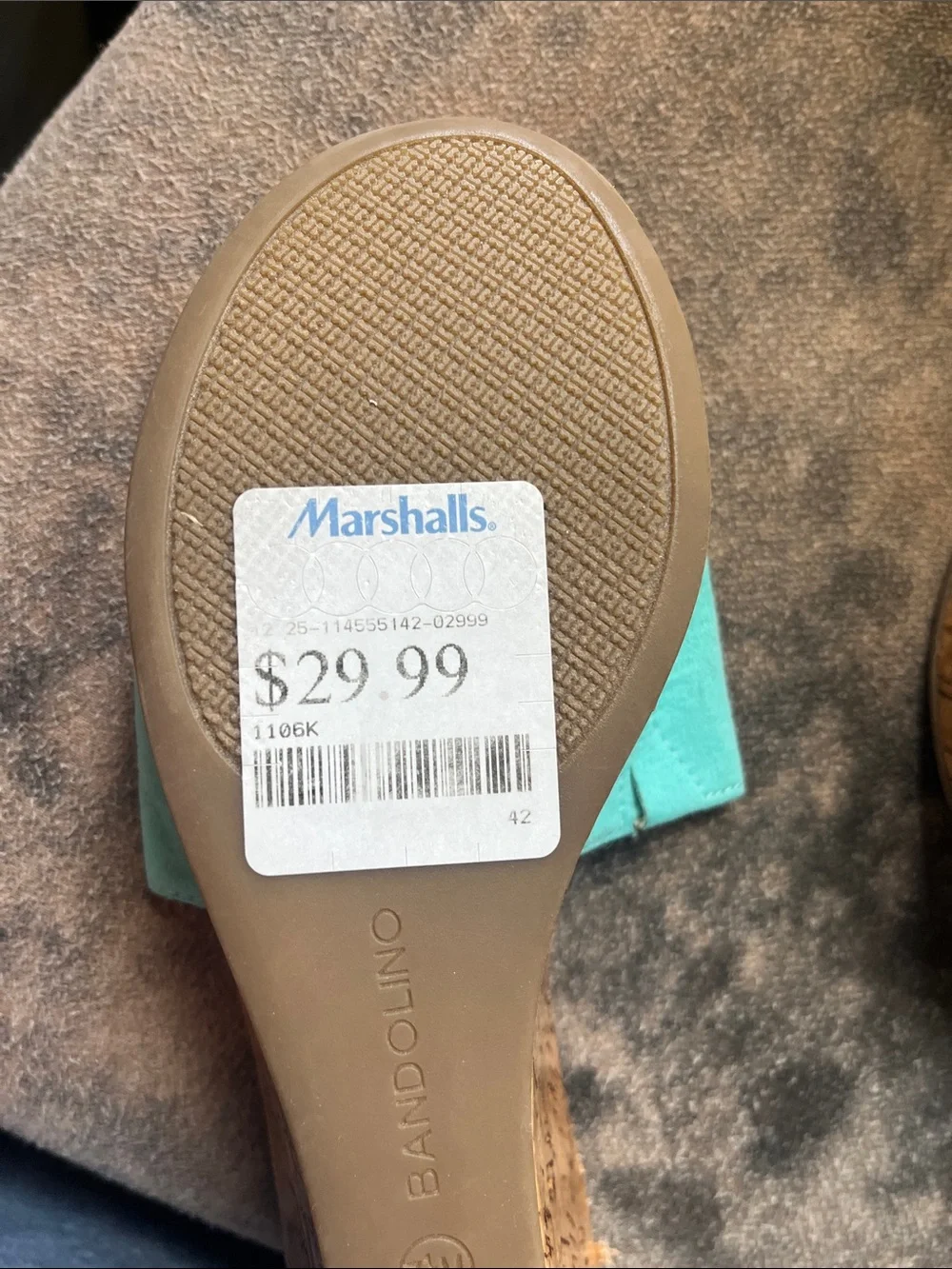 Comfortiva slip wedge